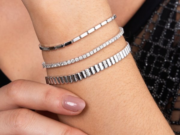 Como Combinar Pulseiras Femininas: Dicas e Estilos