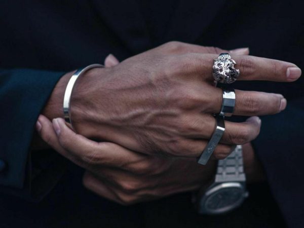 Aqua Joias: como combinar pulseiras com relógios